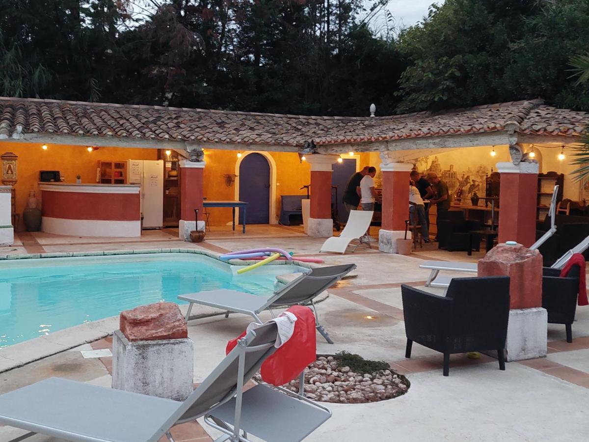 Le Clos De L'Isle Αρλ Εξωτερικό φωτογραφία