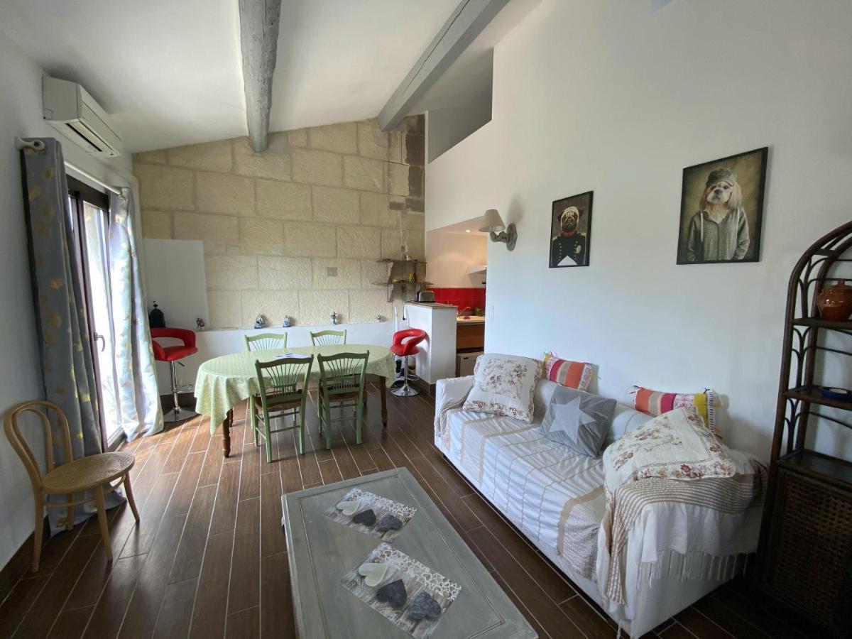 Le Clos De L'Isle Αρλ Εξωτερικό φωτογραφία